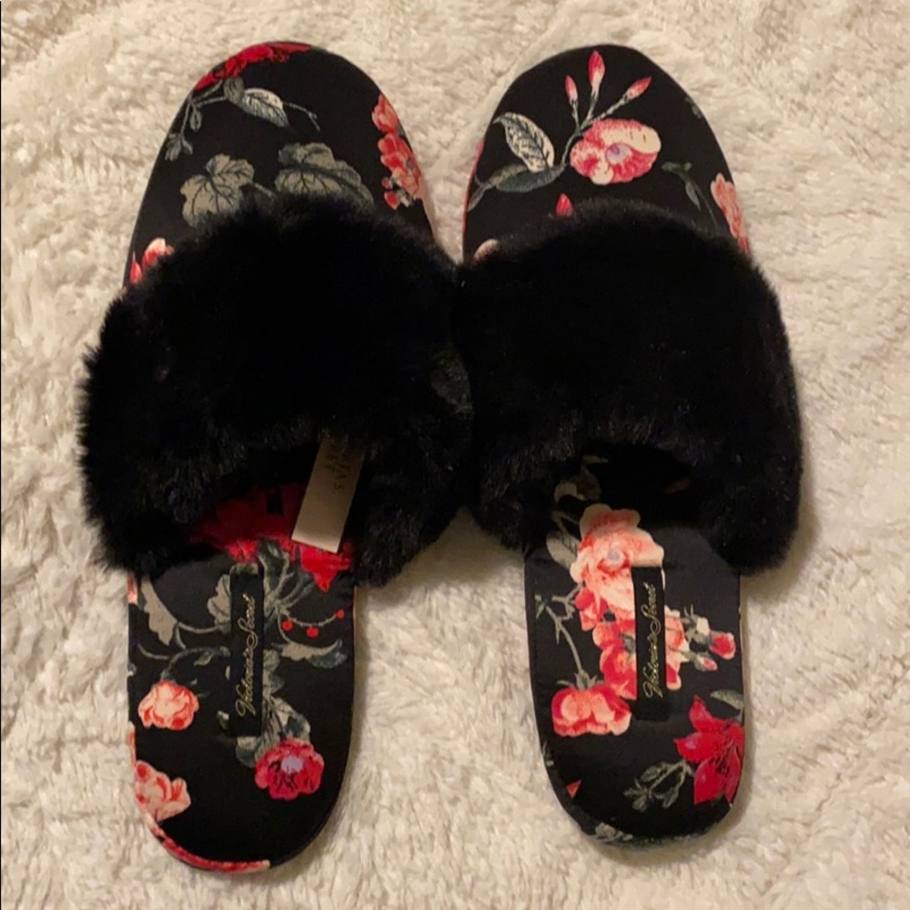 NWT Victoria’s Secret satin slippers - Picture 2 of 7